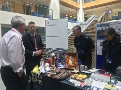 Phil Lewis meets Paul Lincoln 